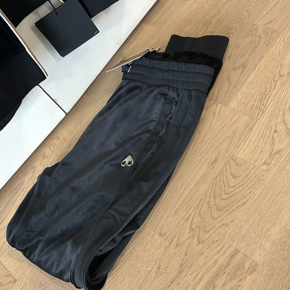 Moose knuckles velour set - Picture 4 of 6